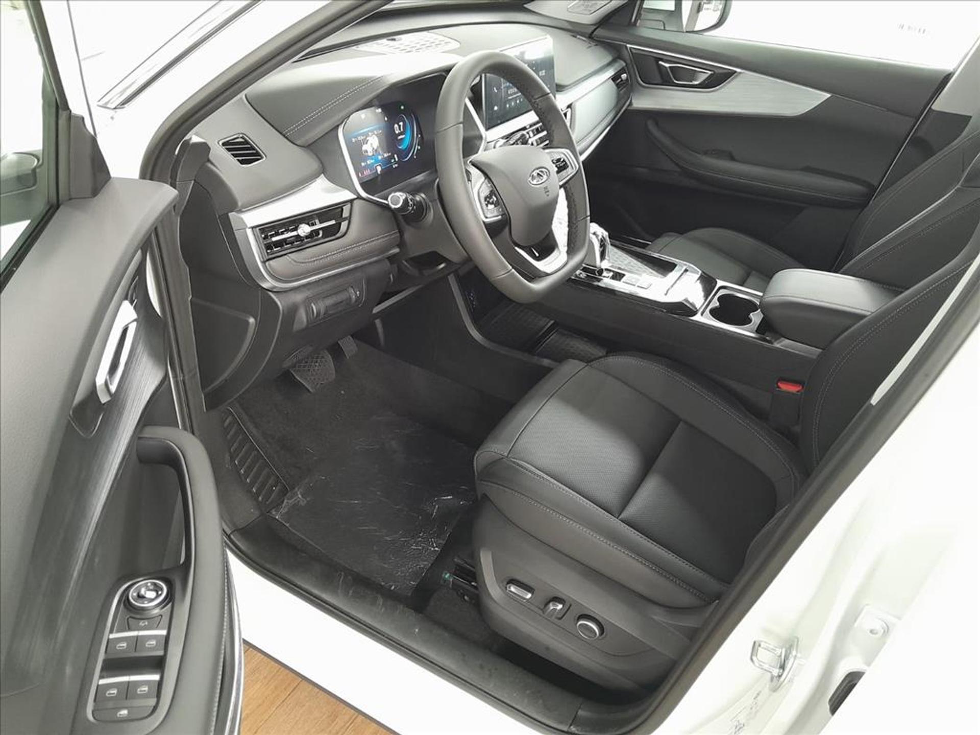 caoa-chery-tiggo-7-1.5-tci-turbo-flex-sport-cvt-wmimagem1602577004