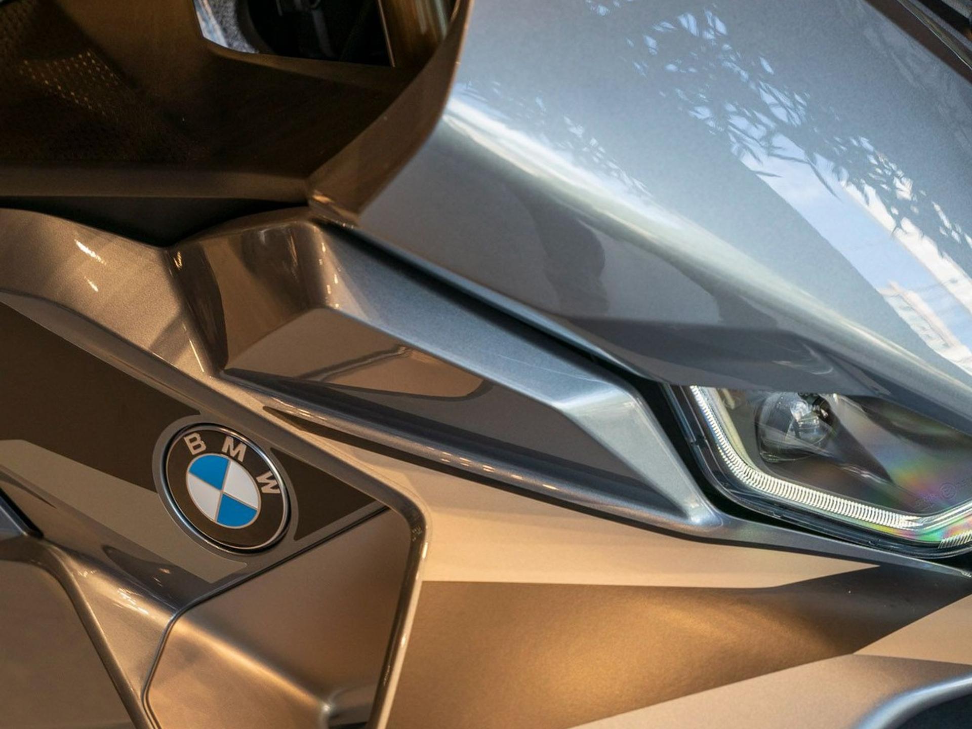 bmws_1000_rrwmimagem12151014211