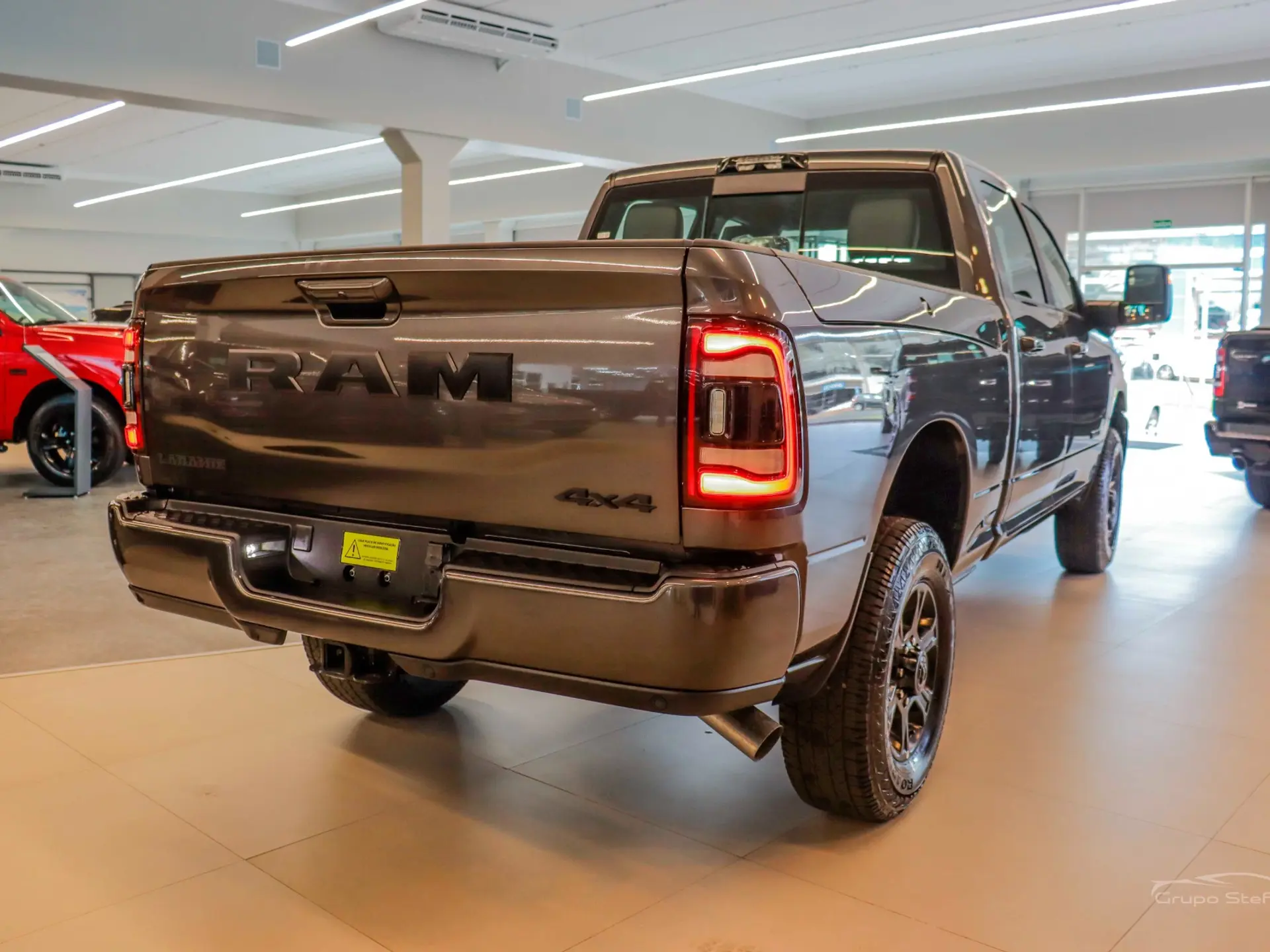 ram-2500-6-7-i6-turbo-diesel-laramie-cd-4x4-automatico-wmimagem14303936515